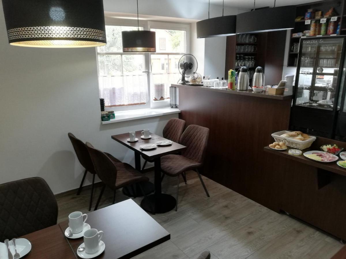Penzion A Wellness - Jilan, Naves Svobody 39, Olomouc Exterior foto
