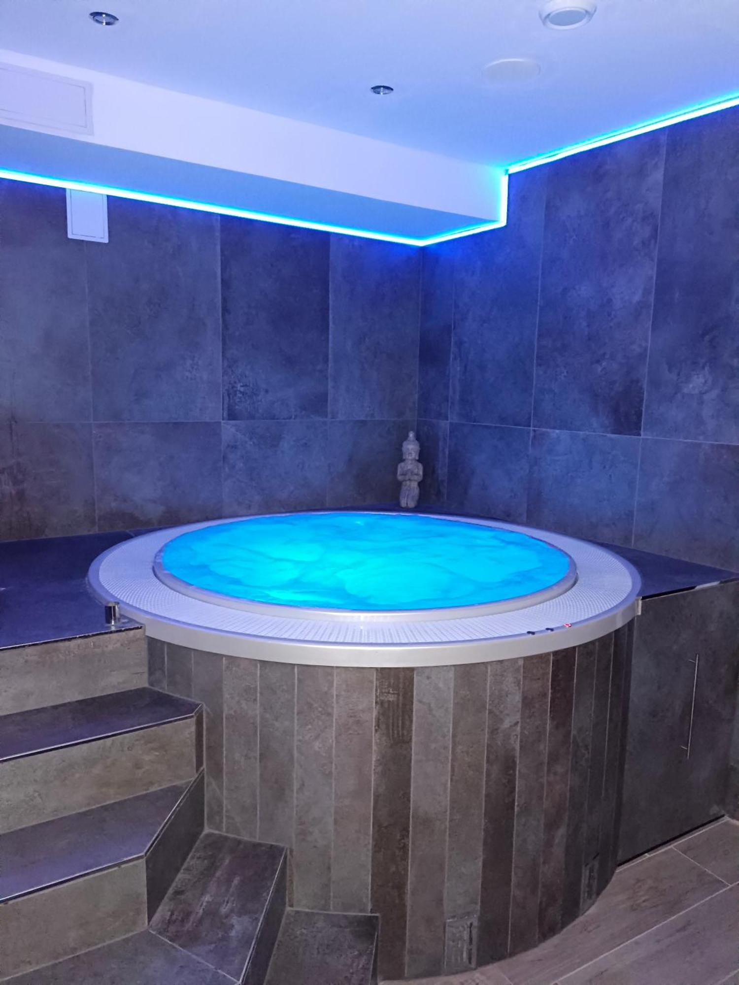 Penzion A Wellness - Jilan, Naves Svobody 39, Olomouc Exterior foto